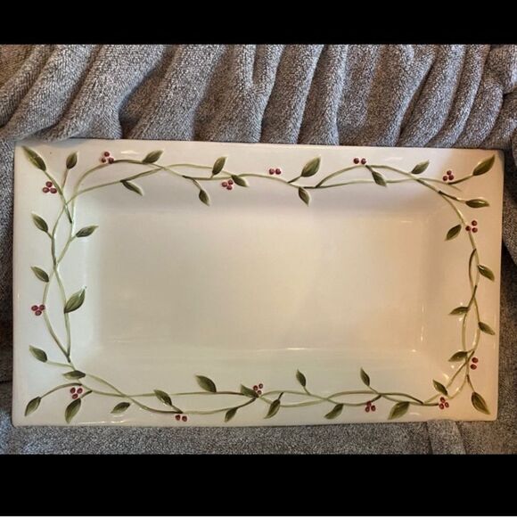 - New holiday rectangle large‎ serving platter - Picture 1 of 5